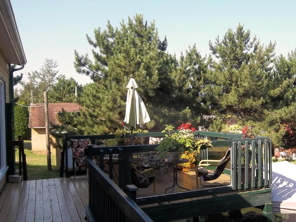 Gîte La Halte Du Verger Bed&Breakfast Rivière-du-Loup Exterior foto